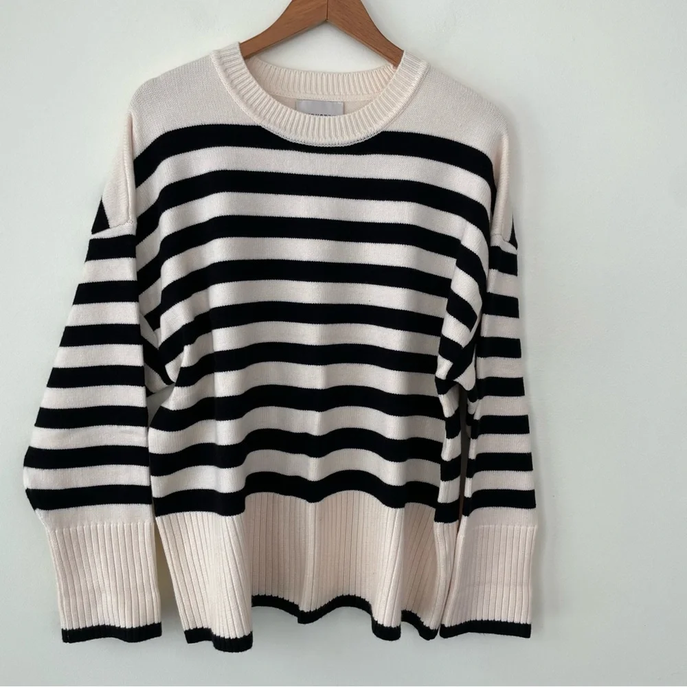 INDUSTRY REPUBLIC CLOTHING Stripe Crewneck Sweater XL Extra Large IVORY/ BLACK